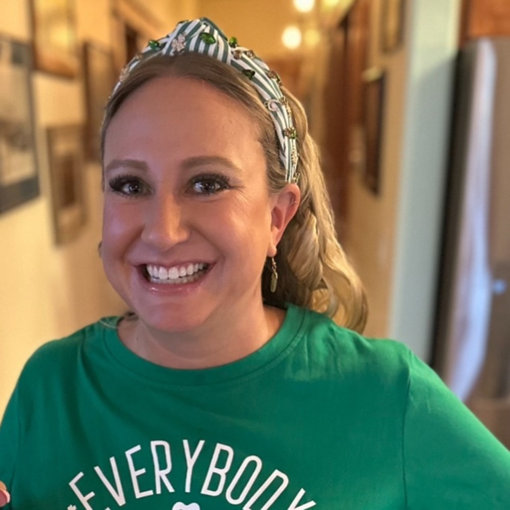 Meet your Posher, Laurel